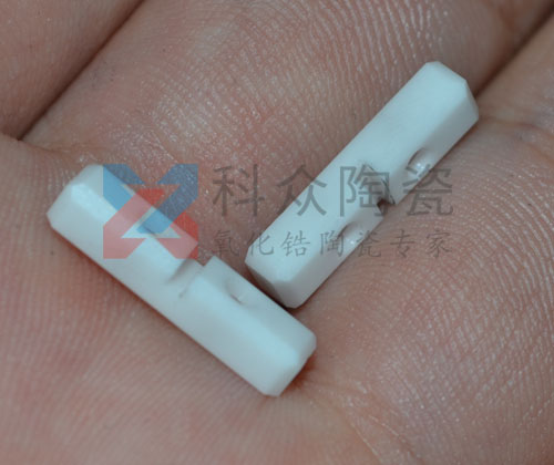 功能陶瓷半導(dǎo)體化的途徑，基本原理是什么？